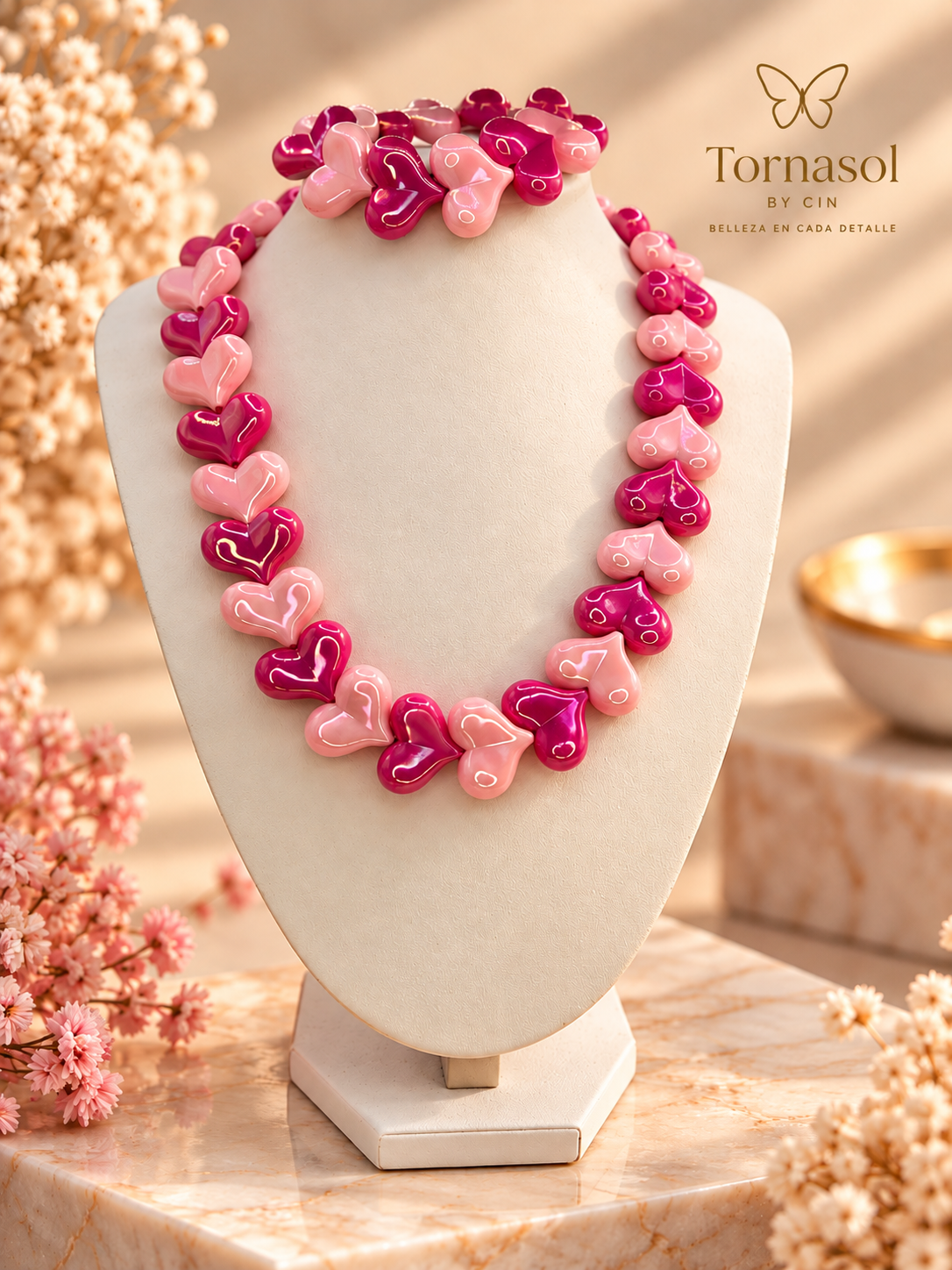 Imagen ilustrativa de Collar y Pulsera Corazones Rosa y Fucsia